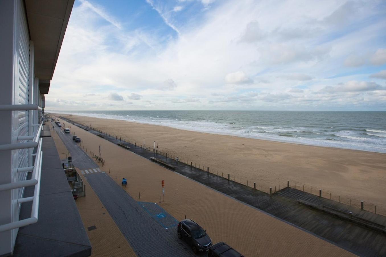Bright Apartment With Sea View Ostende Exterior foto